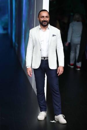 Rahul Bose at LFW 2018 Rahul Bose for Rajesh Pratap Singh