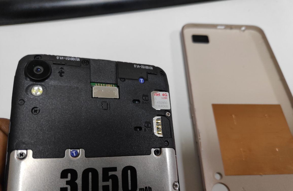 Tecno Camon iAce comes with removable back panel. Tecno, Camon iAce, review