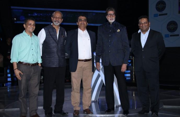 Amitabh Bachchan at the KBC 10 press conference with the team. Amitabh Bachchan at the KBC 10 press conference.