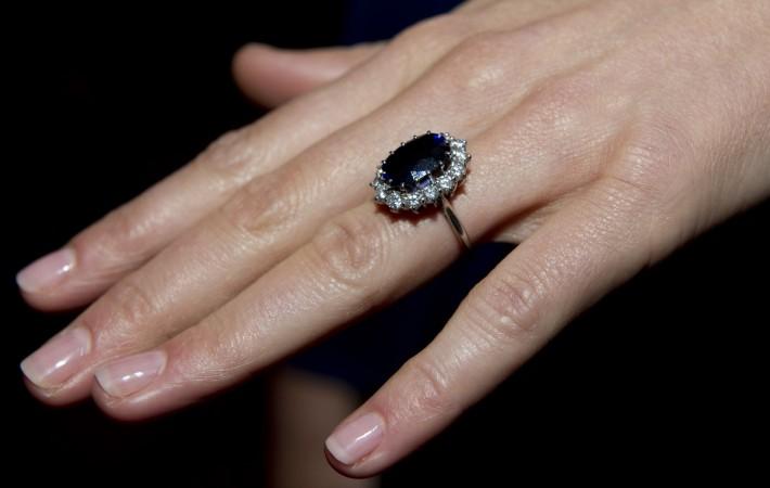 Kate Middleton flaunts her engagement ring, previously owned by Princess Diana Kate Middleton engagement ring