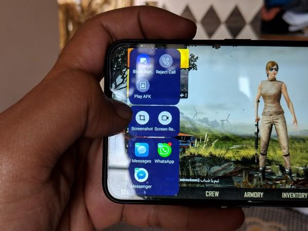 Oppo F9 Pro's sidebar is quite helpful Oppo F9 Pro's sidebar is quite helpful