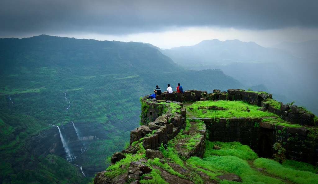 Planning a trip to Mumbai? Try these four absolutely fantastic treks! -  IBTimes India