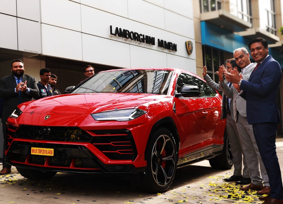 India's first Lamborghini Urus delivered in Mumbai; costs ...