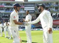 Alastair Cook and Virat Kohli