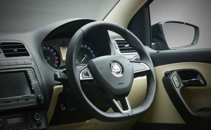 Skoda Rapid Onyx- flat-bottomed steering wheel Skoda Rapid Onyx