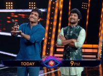 Nagarjuna and Nani promote their upcoming multistarrer Devdas on Bigg Boss Telugu 2