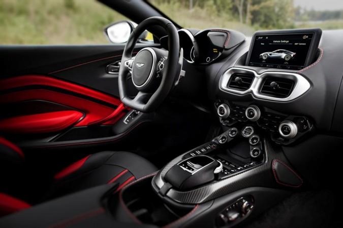 2018 Aston Martin Vantage 2018 Aston Martin Vantage