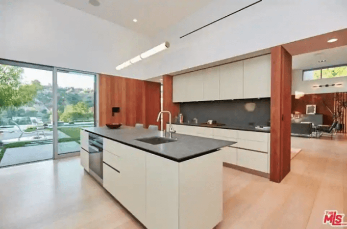 Priyanka Chopra and Nick Jonas mansion. Priyanka Chopra and Nick Jonas mansion