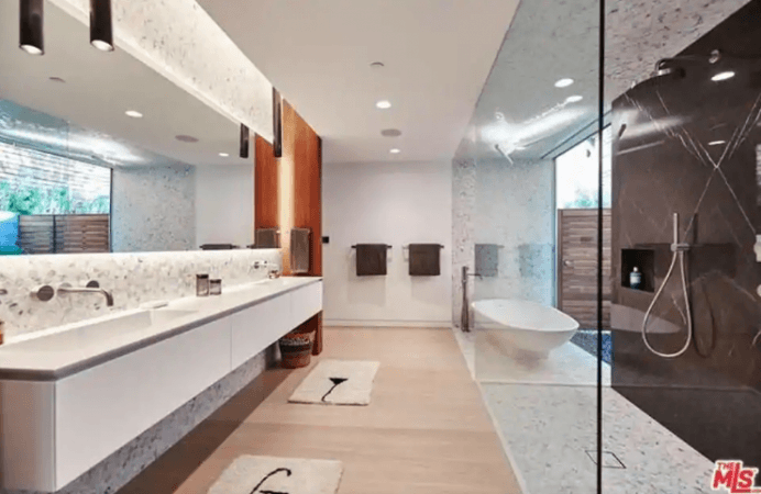Priyanka Chopra and Nick Jonas mansion. Priyanka Chopra and Nick Jonas mansion