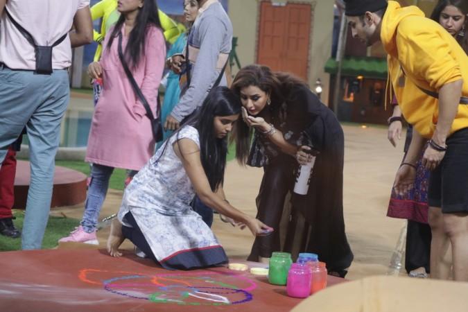 Bigg Boss 12 Diwali Rangoli Task. Bigg Boss 12 Diwali Rangoli Task