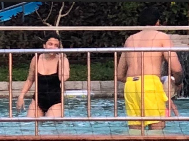 Minst Zwitsers loyaliteit Aishwarya Rai's bikini pictures from Goa vacation sets temperature soaring  [Photos] - IBTimes India