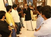 Rajinikanth interacting with Petta team