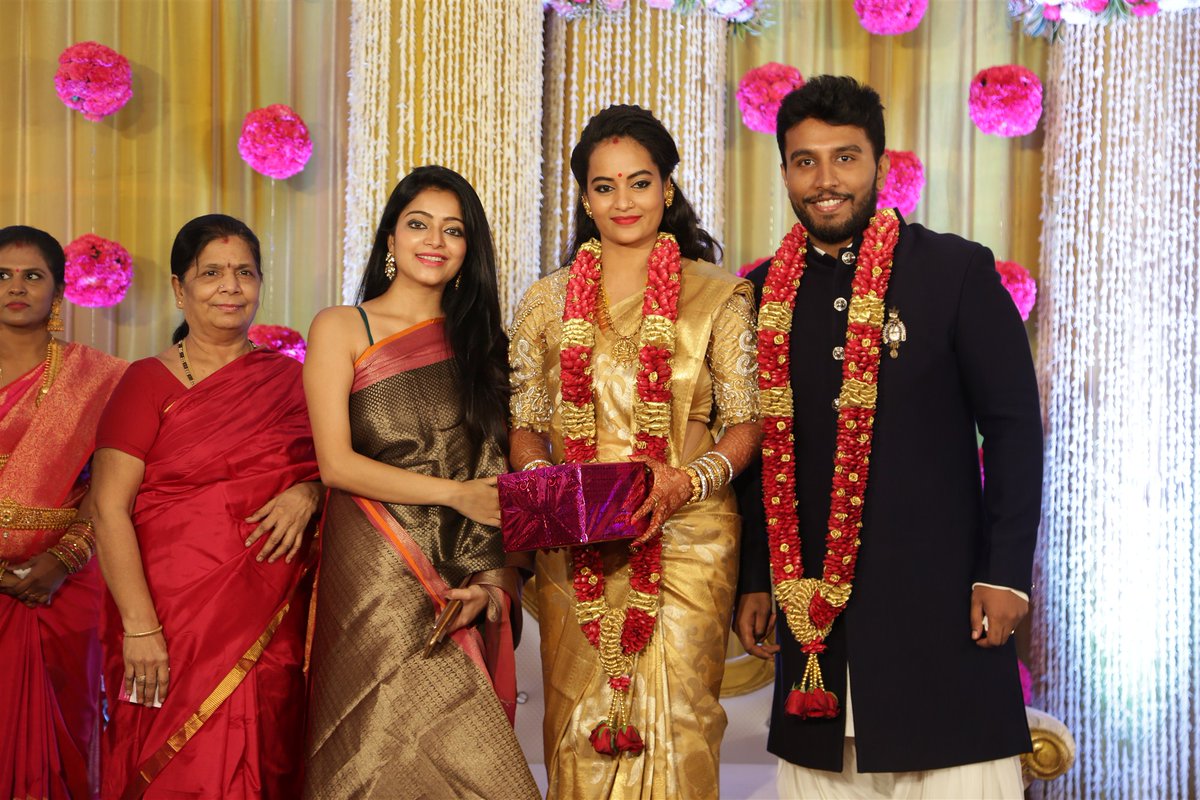 Janani Iyer at at Suja Varunee-Shiva Kumar's wedding reception. Suja Varunee-Shiva Kumar Wedding Reception Photos