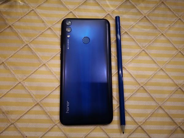 Honor 8C review Honor 8C review