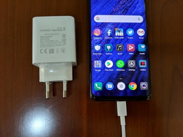 Huawei Mate 20 Pro has an impressive battery Huawei Mate 20 Pro has an impressive battery
