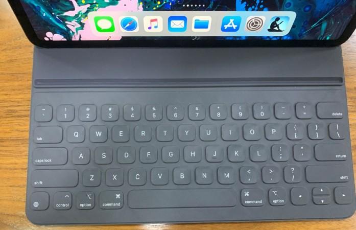 Apple's Smart Keyboard Folio is very user-friendly. Apple, iPad Pro, 2018, smart keyboard folio, review, performance, design, launch, price,