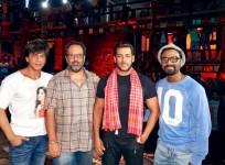 Shah Rukh Khan, Salman Khan, Aanand L Rai and Remo D'Souza on sets of Zero