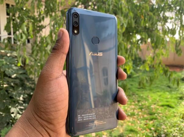 Asus Zenfone Max Pro M2 comes with premium build quality. Asus, Zenfone Max Pro M2, review, design, camera, battery, price, India, launch