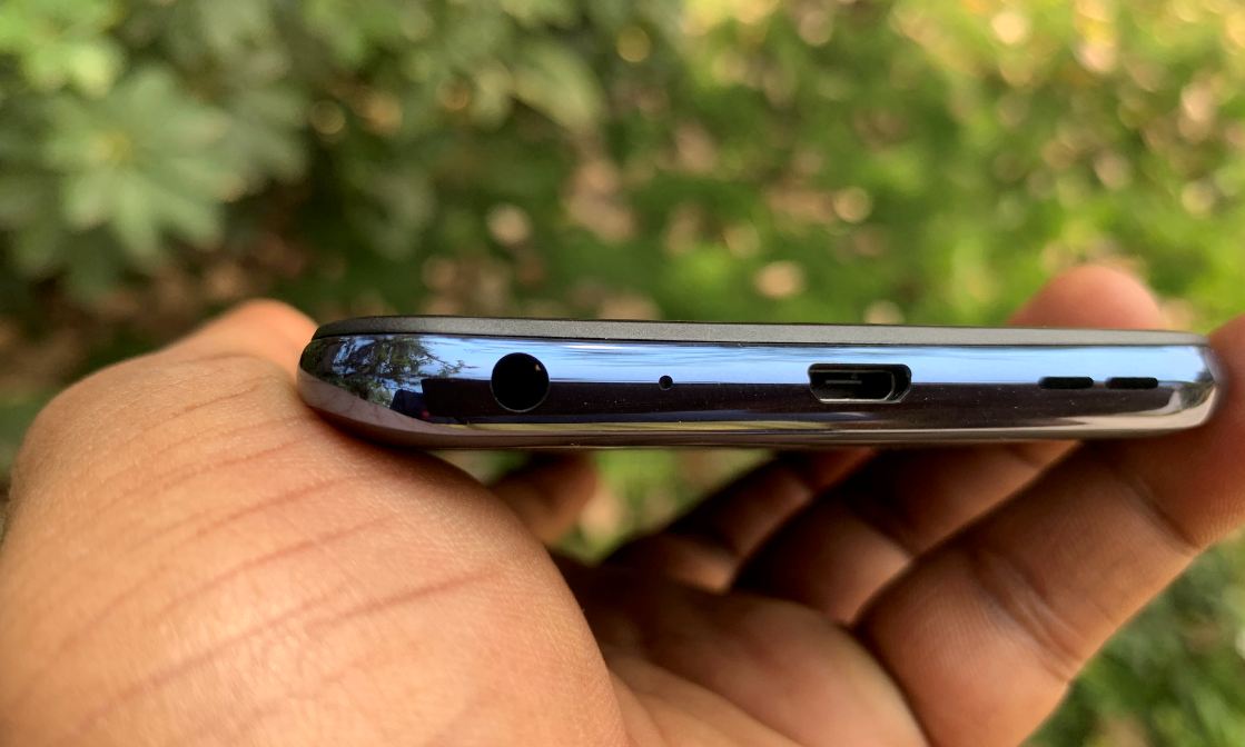 Asus Zenfone Max Pro M2 comes with microUSB port, 3.5mm audio jack and powerful speakers at the base Asus, Zenfone Max Pro M2, review, design, camera, battery, price, India, launch