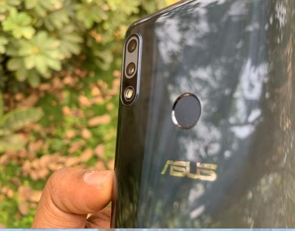 Asus Zenfone Max Pro M2 comes with dual-camera module on the back. Asus, Zenfone Max Pro M2, review, design, camera, battery, price, India, launch