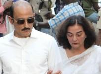 Akshaye Khanna, mother Geetanjali Khanna