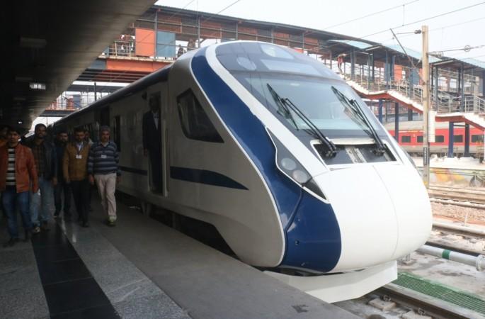 locomotive-less train 18