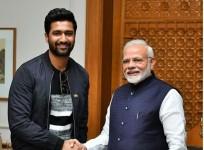 Vicky Kaushal with Narendra Modi