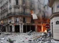 The French police have reported a loud explosion in the heart of the French capital on Saturday.