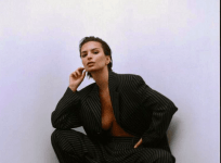 Emily Ratajkowski