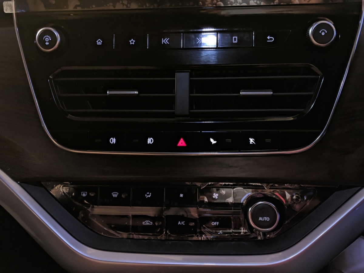 Tata Harrier: First Look Tata Harrier: First Look