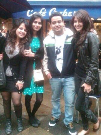 Anushka Sharma, Sakshi Dhoni pictures from their school days Anushka Sharma, Sakshi Dhoni pictures from their school days