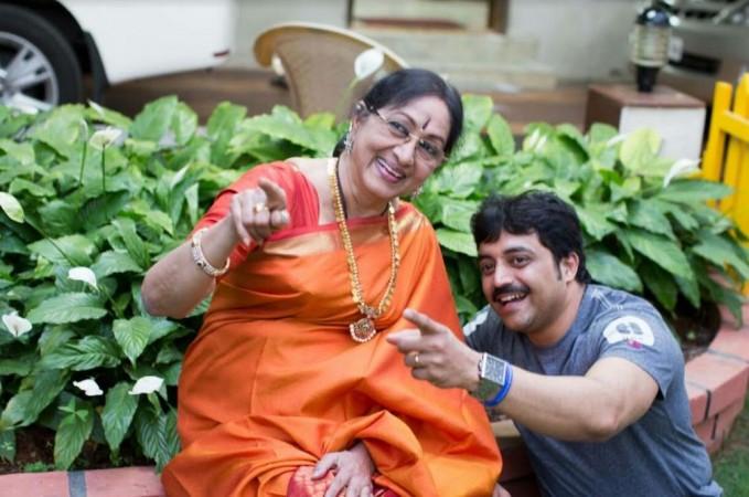 Bharathi Vishnuvardhan with Aniruddha Jatkar. Bharathi Vishnuvardhan with Aniruddha Jatkar
