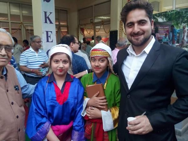 Kashmiri girls dressed in traditional Pandit attire on the eve of Mahashivratri hERATH