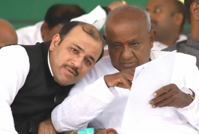 JD-S Supremo H.D. Deve Gowda and Danish Ali during a party programme at Palace Grounds in Bengaluru on Jan 30, 2019. Danish ali