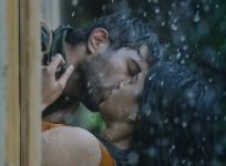 Vijay Devarakonda and Rashmika Mandanna's kissing scene in Dear Comrade