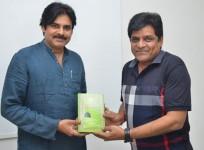 Comedian Ali and Pawan Kalyan