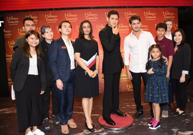 Mahesh Babu poses with team of Madame Tussauds from Singapore