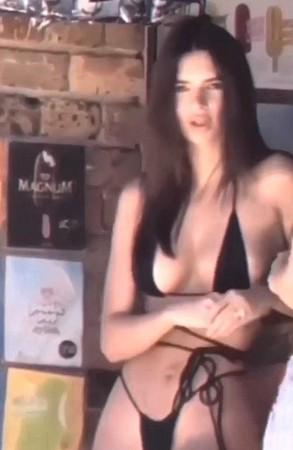 Emily Ratajkowski Emily Ratajkowski