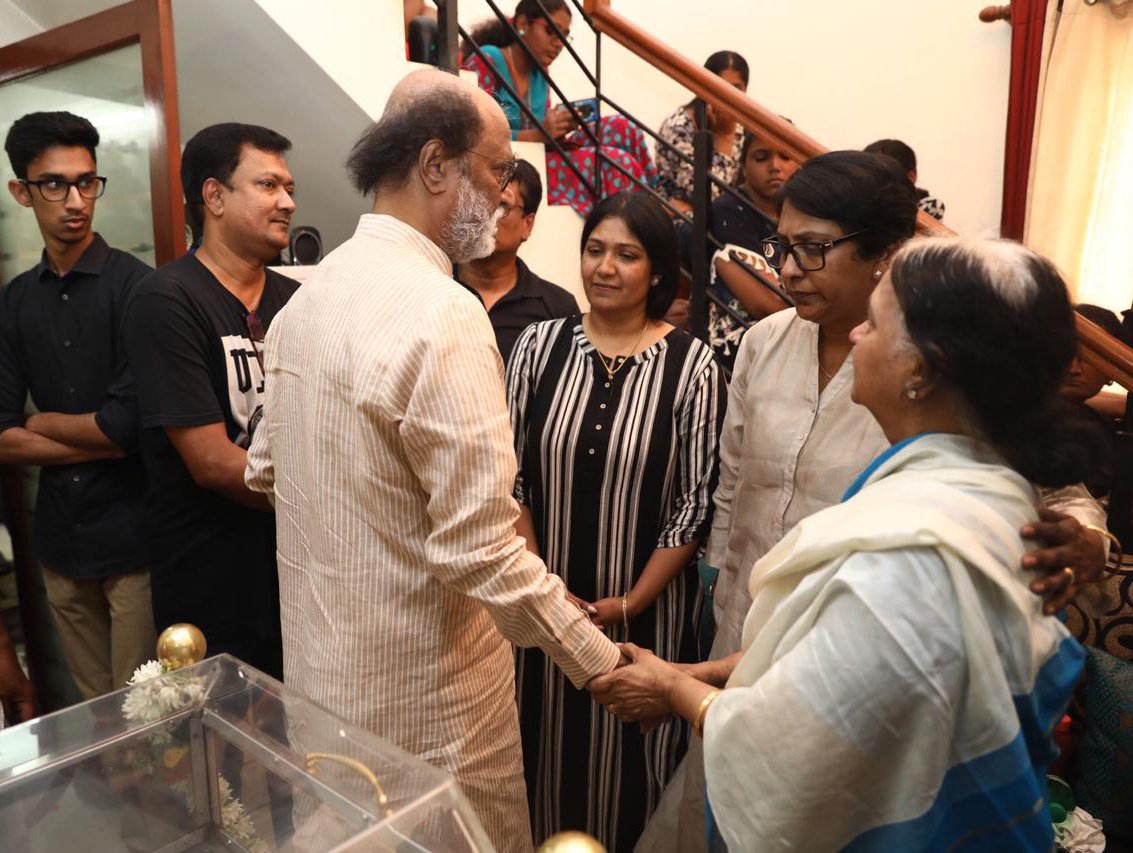 Rajinikanth Meets J Mahendran's Family