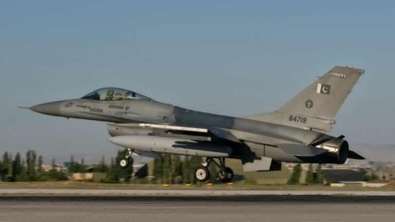 A Pakistani F-16 fighter jet. Pakistan F-16 fighter jet