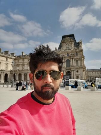 Huawei P30 Pro camera samples: Selfie using front camera Huawei P30 Pro camera samples: Selfie