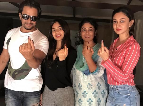 Arjun Sarja with his family members. Kollywood Celebs Vote: Arjun Sarja Family Cast Their Vote