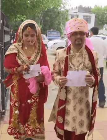 Jammu Kashmir married couple