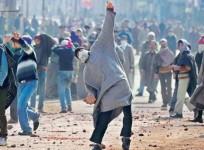 stone pelting in kashmir
