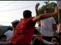 Arvind kejriwal slapped