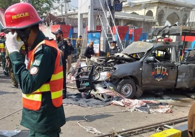 Blast outside Data Darbar shrine in Pakitsan's Lahore Lahore blast
