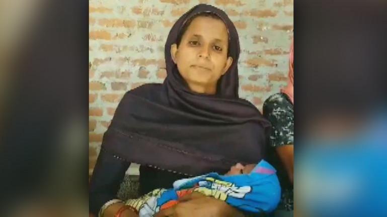 The Muslim woman from Uttar Pradesh was pretty impressed with the work of the prime minister. muslim woman UP