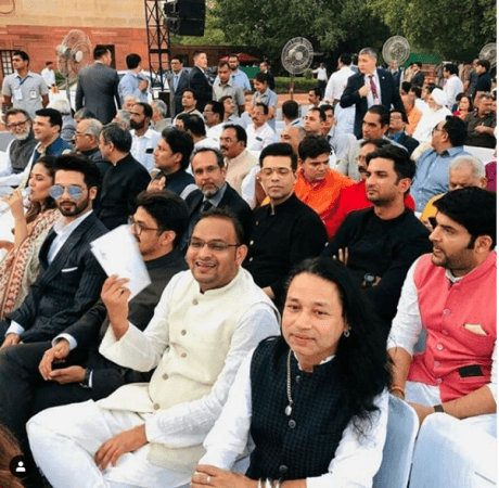 Kailash Kher shared this picture with other Bollywood celebs from Narendra Modi oath-taking ceremony. Kailash Kher shared this picture with other Bollwood celebs from Narendra Modi oath-taking ceremony
