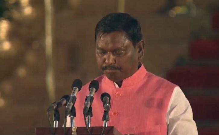 Arjun Munda takes oath as Union Minister at a swearing-in ceremony at Rashtrapati Bhavan in New Delhi on May 30, 2019. Arjun Munda