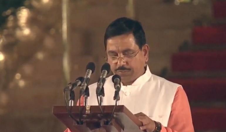 Prahlad Joshi takes oath as Union Minister at a swearing-in ceremony at Rashtrapati Bhavan in New Delhi on May 30, 2019. Prahlad Joshi